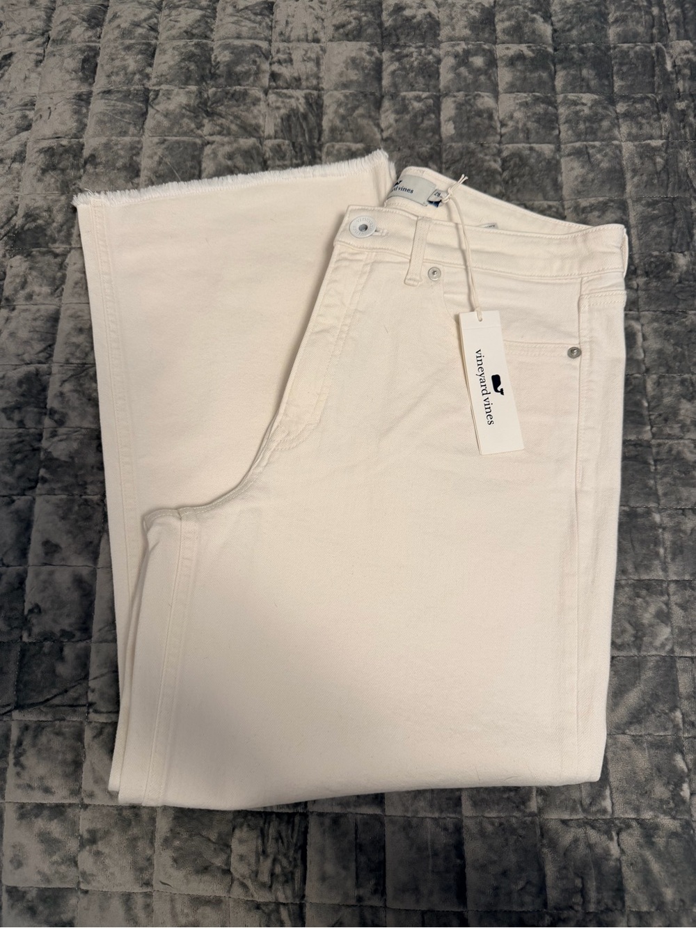 Vineyard Vines Women's White High-Rise Capris